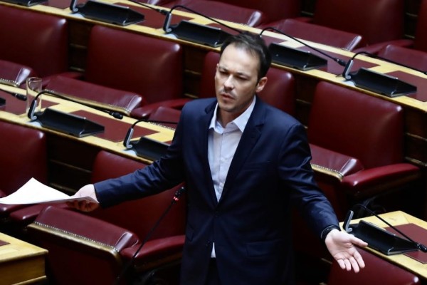Μίλτος Ζαμπάρας: Κατεβάζουν τους διακόπτες στους αγρότες, ανοίγουν δρόμο στα συμφέροντα
