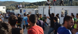 Λαϊκός ξεσηκωμός για τις αναγκαστικές επιτάξεις ακινήτων στα νησιά: «Δεν θα δώσουμε την γη μας στους ξένους» (ηχητικό)