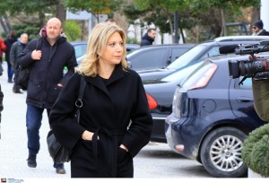 «Μύδροι» Μ.Καρυστιανού κατά Κ.Βελόπουλου: «Μπλοκάρουν το θέμα των Τεμπών στο ευρωπαϊκό κοινοβούλιο» (βίντεο)