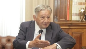 Πέθανε ο Γιάννης Βαρβιτσιώτης σε ηλικία 93 ετών: Θρήνος στη Νέα Δημοκρατία