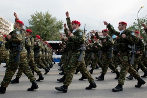 Τον Στρατό σαν τα μάτια μας!