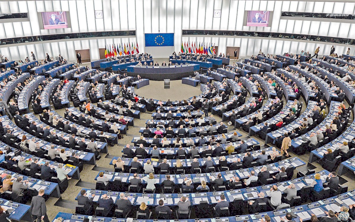 Έντονη αντιπαράθεση στην Ευρωβουλή μεταξύ των Ελλήνων ευρωβουλευτών για την τραγωδία των Τεμπών