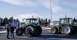 Κλειδώνει η συνάντηση Μητσοτάκη με τους «αγροτοπατέρες»: Προς εκτόνωση των μπλόκων μετά τα μέτρα που ανακοινώθηκαν