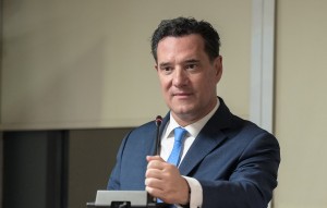 Νέα «πυρά» Α.Γεωργιάδη κατά Μ.Καρυστιανού για την κβαντική ιατρική: «Θα ελεγχθεί όπως όλοι οι άλλοι»