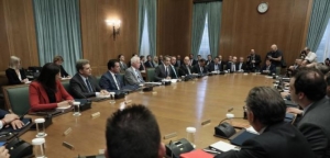 «Τρέχει» η κυβέρνηση! Πότε ψηφίζονται μειώσεις σε ΕΝΦΙΑ και φόρους!