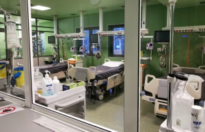 «Μας κυβερνούν ψευταραίοι»