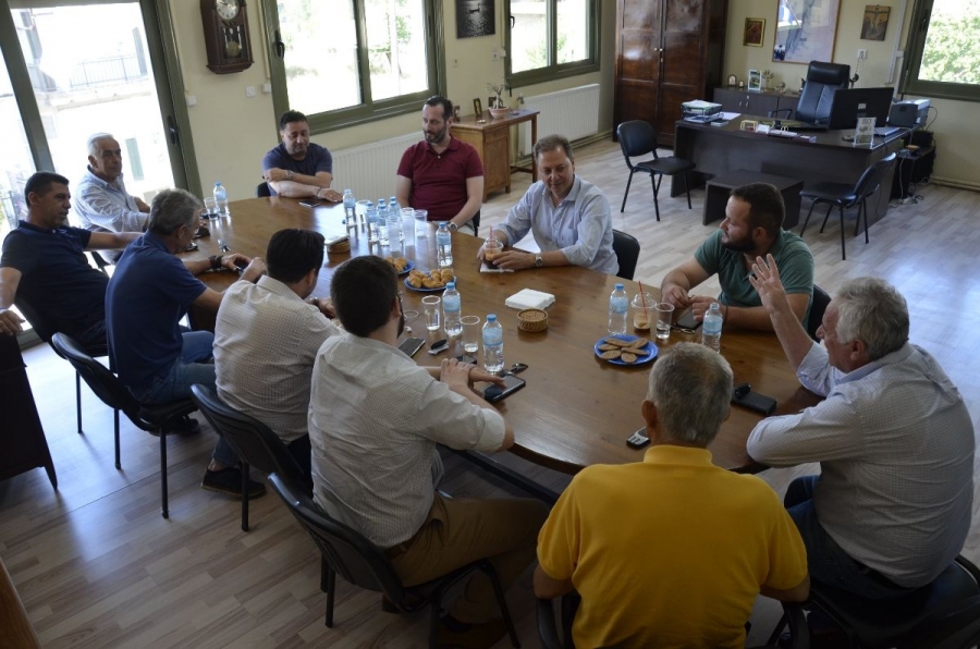 Σπήλιος Λιβανός: ενημερωτική επίσκεψη στην Ένωση Αγροτικών Συνεταιρισμών Μεσολογγίου 