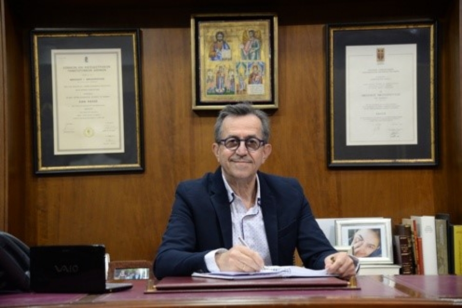 Νίκος Νικολόπουλος: «Και με τον αστυφύλαξ και με τον χωροφύλαξ»; Μόνον ο Πελετίδης το μπορεί!