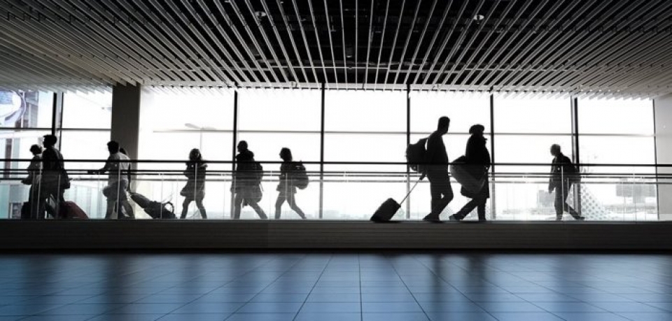 Μια «καλή» στρέβλωση δεν γεμίζει τις βαλίτσες…