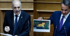 Μητσοτάκης σε Βελόπουλο: «Λέτε ό,τι σαχλαμάρα σας κατέβει, είστε διακινητές των πιο θλιβερών θεωριών συνομωσίας»
