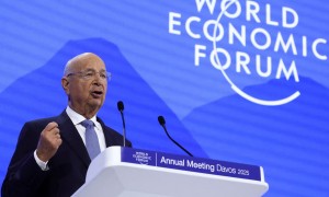 Κλονίζεται το WEF: Ξεκινούν έρευνες εις βάρος του Κλάους Σβαμπ – Οι κατηγορίες που τον βαρύνουν