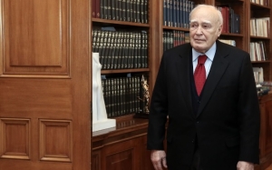 Πέθανε ο πρώην Πρόεδρος της Δημοκρατίας Κάρολος Παπούλιας