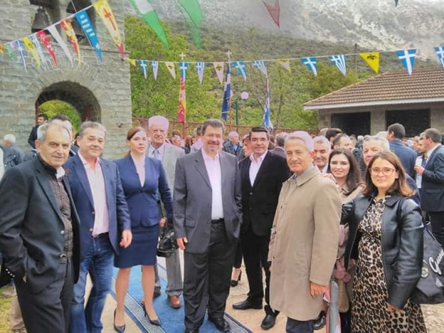 Θερμή υποδοχή στον υποψήφιο Περιφερειάρχη Κώστα Σπηλιόπουλο επιφύλαξαν οι κάτοικοι των περιοχών της Αιτωλοακαρνανίας, τις οποίες επισκέφτηκε χτες Κυριακή 5 Μαΐου.