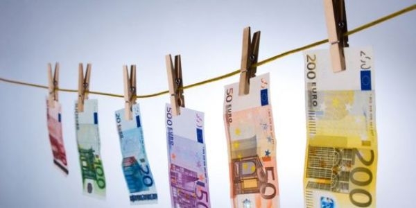 Η διαφθορά δεν περιορίζεται με χάδια