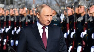 Β.Πούτιν: «Η Ρωσία είναι έτοιμη να δεσμευθεί εγγράφως ότι δεν έχει επιθετικά σχέδια για την Ευρώπη»