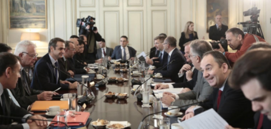 Μητσοτάκης σε υπουργούς: Έρχονται και άλλα καλά νέα για την οικονομία