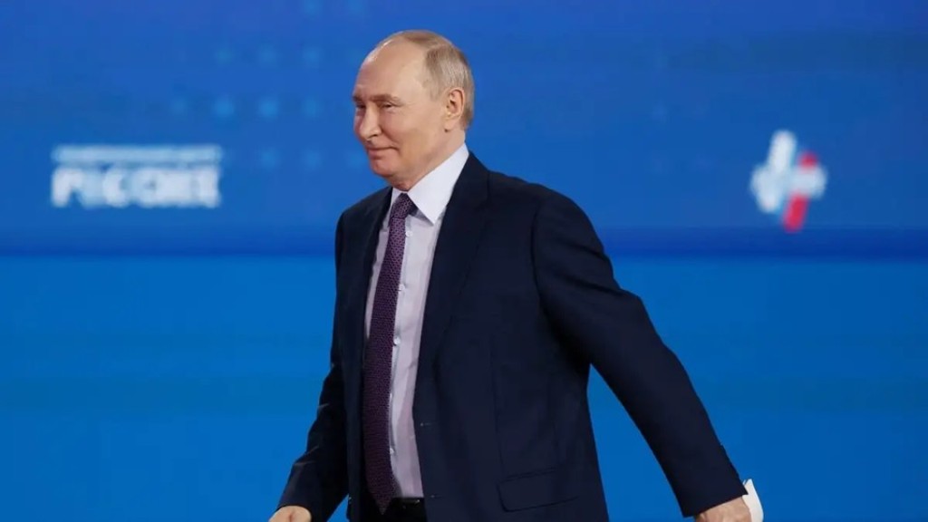 Β.Πούτιν: «Είμαστε έτοιμοι να κάνουμε ό,τι είναι αναγκαίο για την αποκατάσταση της ειρήνης στη Μέση Ανατολή»