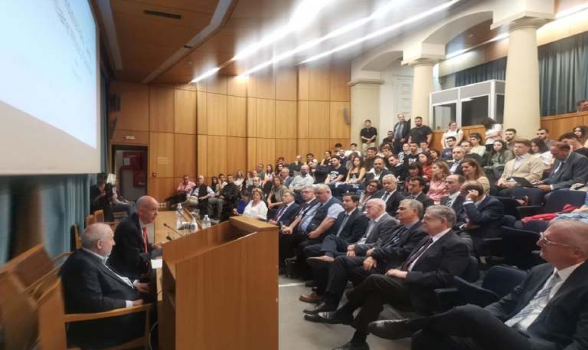 Η κοινή συνάντηση Δημητρογιάννη με δύο πρωθυπουργούς και έναν κάτοχο βραβείου Νόμπελ! (εικόνες)