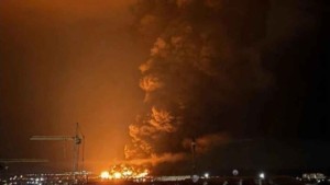 Χτυπησαν πετρελαϊκο σταθμο Μαζική ουκρανική επίθεση στην Αγία Πετρούπολη