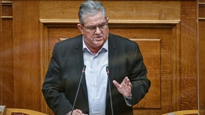 «Ναι» για εξεταστική επιτροπή για τις υποκλοπές από τον Κουτσούμπα
