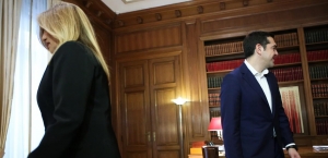 Το ΚΙΝΑΛ διαψεύδει Τσίπρα: Λέει παραμύθια, δεν υπήρξε ποτέ συζήτηση για συγκυβέρνηση μαζί του