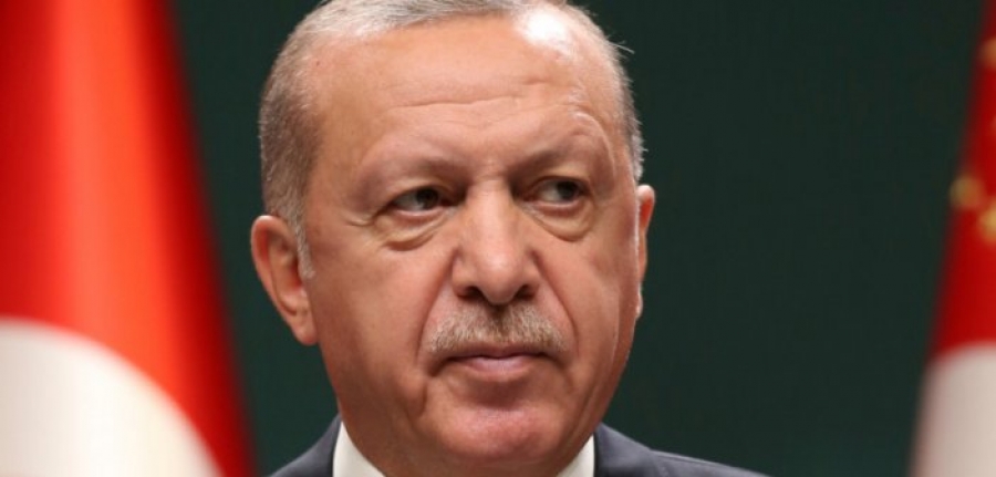 Νέα επίθεση Ερντογάν σε Μακρόν: Εχει εμμονή μαζί μου, πρέπει να υποβληθεί σε εξετάσεις