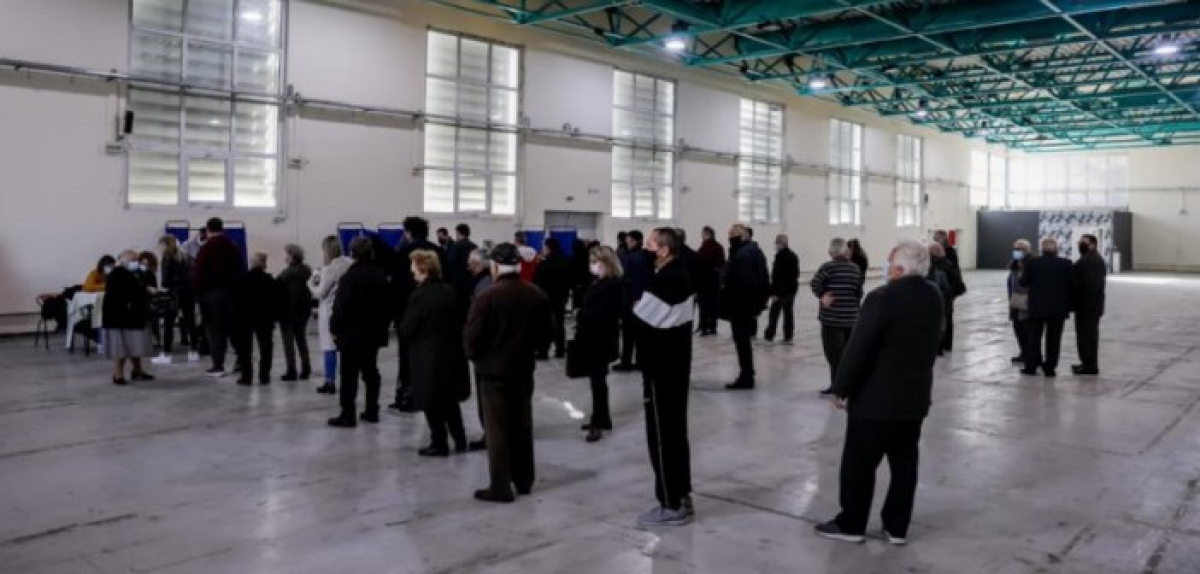 Εκλογές ΚΙΝΑΛ: Πάνω από 78.000 ψηφοφόροι έως τις 12:00 – Με ταχείς ρυθμούς η διαδικασία