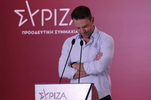 Γιουχαΐσματα, διακοπές και αποχωρήσεις στην ομιλία Κασσελάκη στην Κ.Ε.
