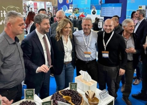 Χριστίνα Σταρακά από την έκθεση FOOD EXPO 2024: Απαιτούνται ουσιαστικές πολιτικές στήριξης για την ενδυνάμωση της περιφερειακής ανάπτυξης και την ενίσχυση του αγροδιατροφικού τομέα