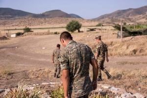 Πού είναι οι ανακοινώσεις και οι πορείες ειρήνης;
