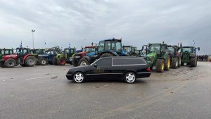 Αγροτικές κινητοποιήσεις: «Μπλόκα» σε όλη την Ελλάδα – Αναλυτικά σε ποια σημεία έχουν αναπτυχθεί