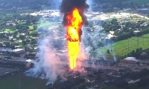 Βίντεο: Ανατίναξαν τις εγκαταστάσεις του δεύτερου μεγαλύτερου διυλιστηρίου των ΗΠΑ στο Τέξας! – Εκδίκηση των καρτέλ