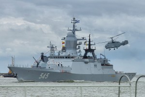 Ρωσικά πολεμικά συνοδεύουν τα ρωσικά τάνκερ στην Βαλτική: «Δεν κουνήθηκε ούτε βάρκα» του ΝΑΤΟ