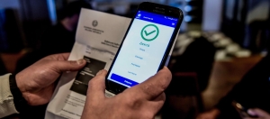 Φημολογία για κατάργηση των πιστοποιητικών εμβολιασμού και στην Ελλάδα: Τι εξετάζεται - Όλες οι πληροφορίες