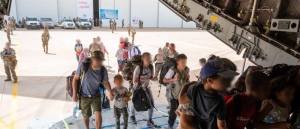 Σουδάν – Δένδιας: απεγκλωβισμός ακόμη 10 Ελλήνων πολιτών