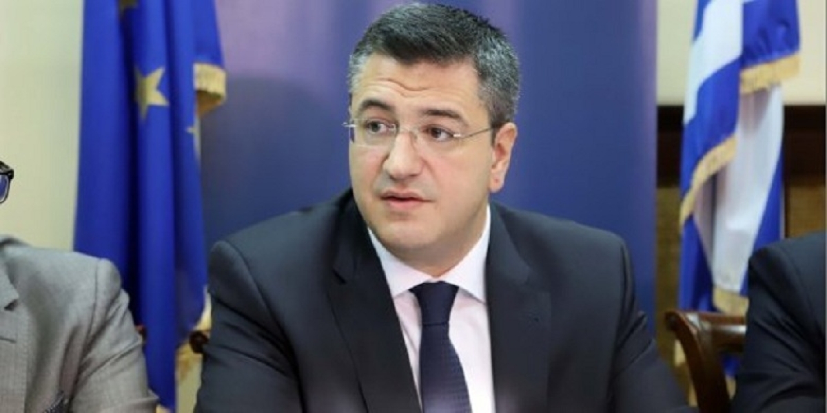 Ακραία πρόκληση των Τούρκων στη Σμύρνη: «Κρατούμενος» επί έξι ώρες ο Απόστολος Τζιτζικώστας
