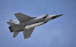 Με 540 πυραύλους και drone χτύπησαν ουκρανικά διυλιστήρια και πολεμικά εργοστάσια οι Ρώσοι