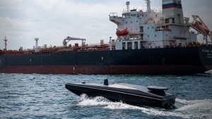 Ρωσικό τάνκερ που θα περνούσε νότια της Πελοποννήσου στόχευε το ουκρανικό Magura – Οργή Μόσχας για την σιωπηλή συναίνεση της Αθήνας