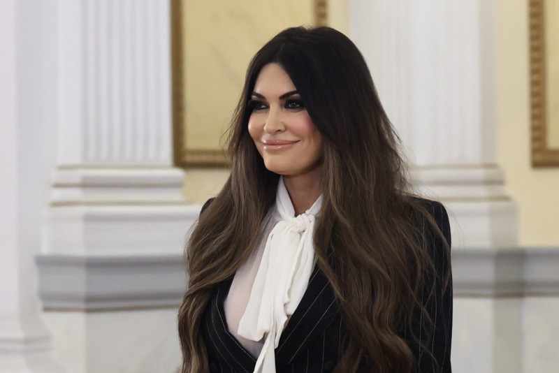 Συνάντηση Κίμπερλι Γκιλφόιλ με τον υπουργό Ανάπτυξης Τάκη Θεοδωρικάκο – Στο στόχαστρο των ΗΠΑ τα λιμάνια