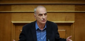 Γ. Βαρεμένος: Σχιζοφρενική σχέση μεταξύ προπαγάνδας και πραγματικότητας