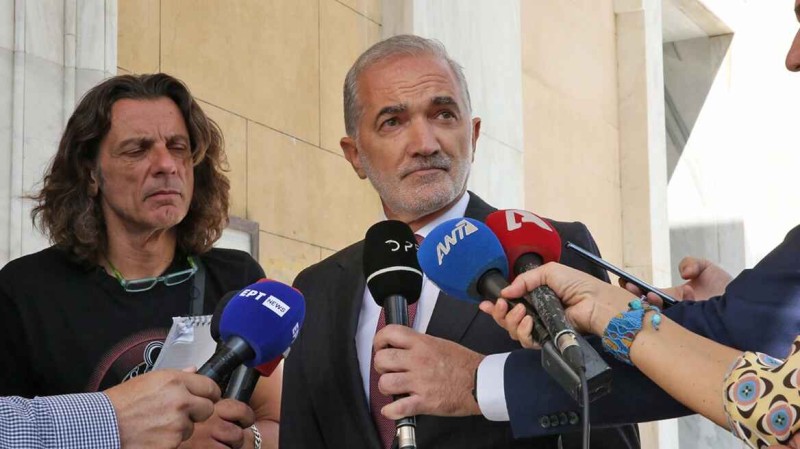 Μπορεί να ανακοινώσει και κόμμα ο Μάριος Σαλμάς