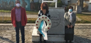 Πολυτεχνείο: Κατάθεση στεφάνου από τον ΣΥΡΙΖΑ Μεσολογγίου