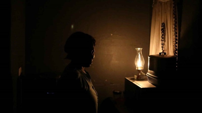 ΕΕ: «Μην καιτε ηλ. ρευμα»!  «Για όσο διάστημα χρειαστεί»