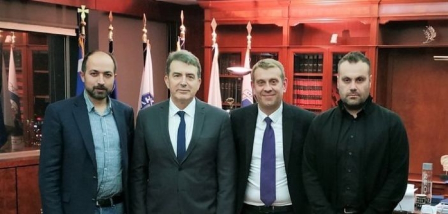 Στο Υπουργείο Προστασίας του Πολίτη, σε συνάντηση με τον Μιχάλη Χρυσοχοΐδη, ο Χρήστος Μαυραγάνης