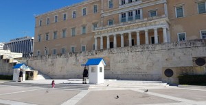 Πέρασε με 159 «ναι» η τροπολογία: Από σήμερα περνά στην αρμοδιότητα του ΥΠΕΘΑ το Μνημείο του Αγνώστου Στρατιώτη