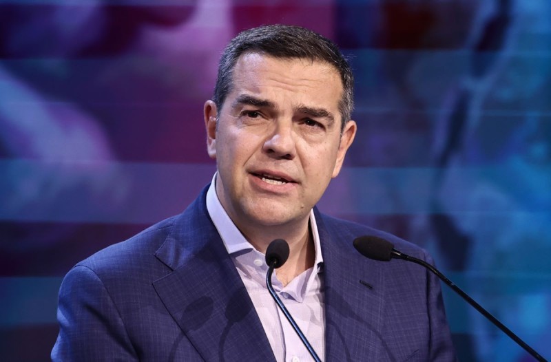 Ο Αλέξης Τσίπρας παραιτήθηκε από βουλευτής του ΣΥΡΙΖΑ: «Ίσως σύντομα να ταξιδέψουμε πάλι μαζί»