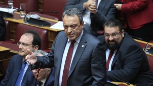 Για πρώτη φορά «κολοβό κοινοβούλιο»: Με 297 βουλευτές μετά τον «αποκεφαλισμό» Β.Στίγκα, Π.Δημητριάδη και Α.Ζερβέα