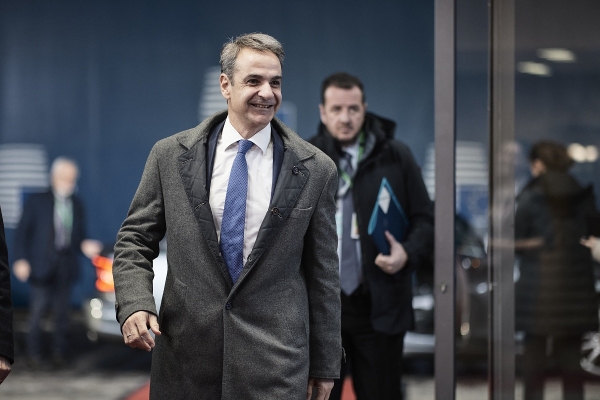 Βρυξέλλες: Στη Σύνοδο Κορυφής της Ε.Ε. ο Μητσοτάκης – Θετική η Αθήνα στην έναρξη ενταξιακών διαπραγματεύσεων για Ουκρανία και Μολδαβία