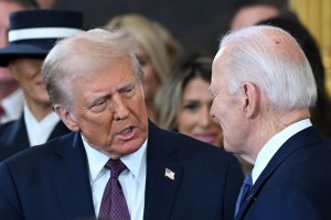 Ο Ν.Τραμπ έδωσε εντολή να διερευνηθούν οι χάρες «της τελευταίας στιγμής» που απένειμε ο Τζο Μπάιντεν