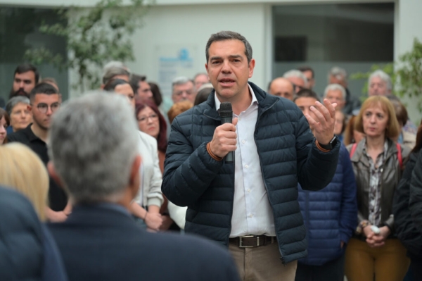 Τσίπρας: Με νίκη ΣΥΡΙΖΑ θεσμοθετούμε γάμο ομόφυλων ζευγαριών και δικαίωμα τεκνοθεσίας